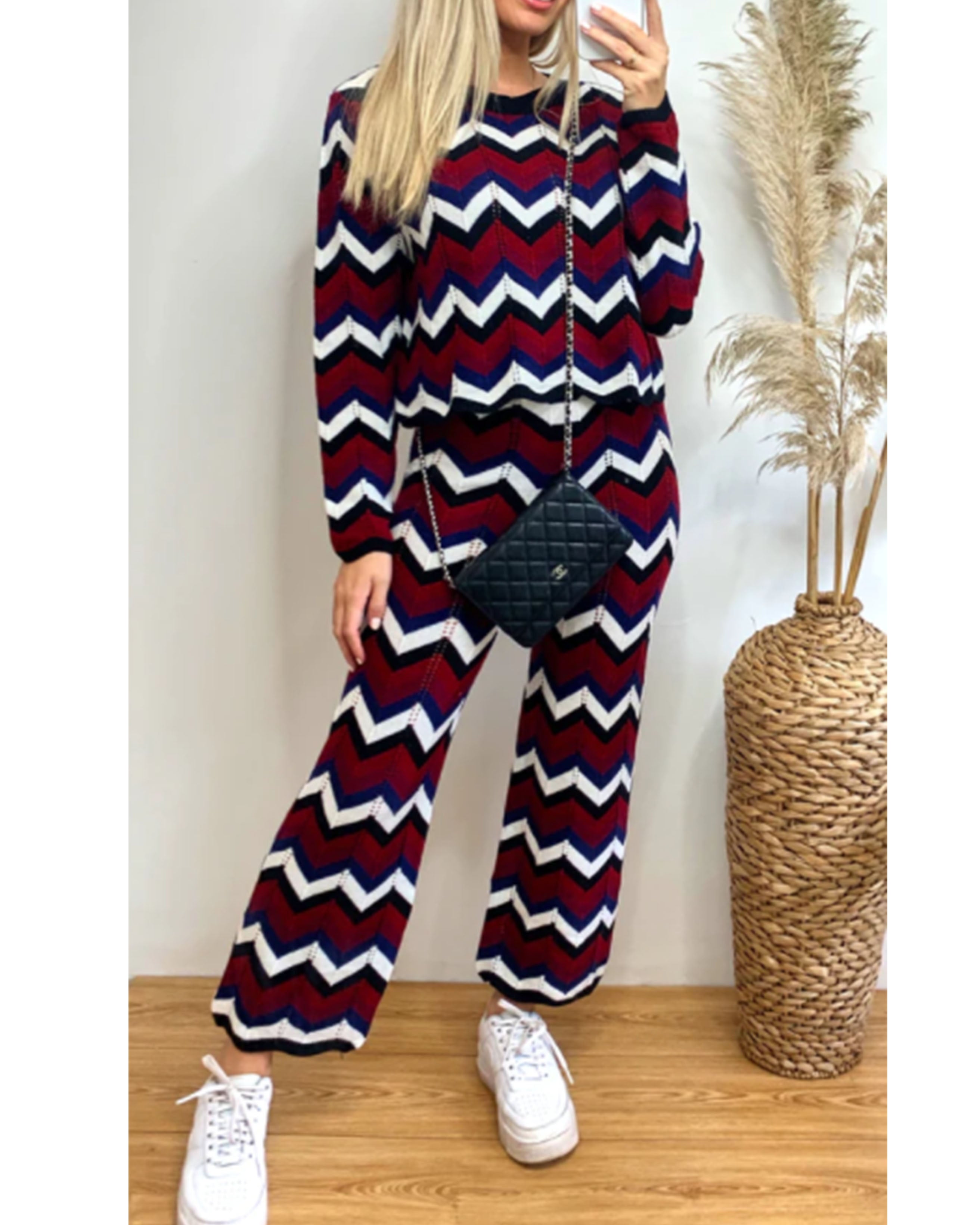 Olivia Row™ | Zig Zag Print crop top and trousers tracksuits