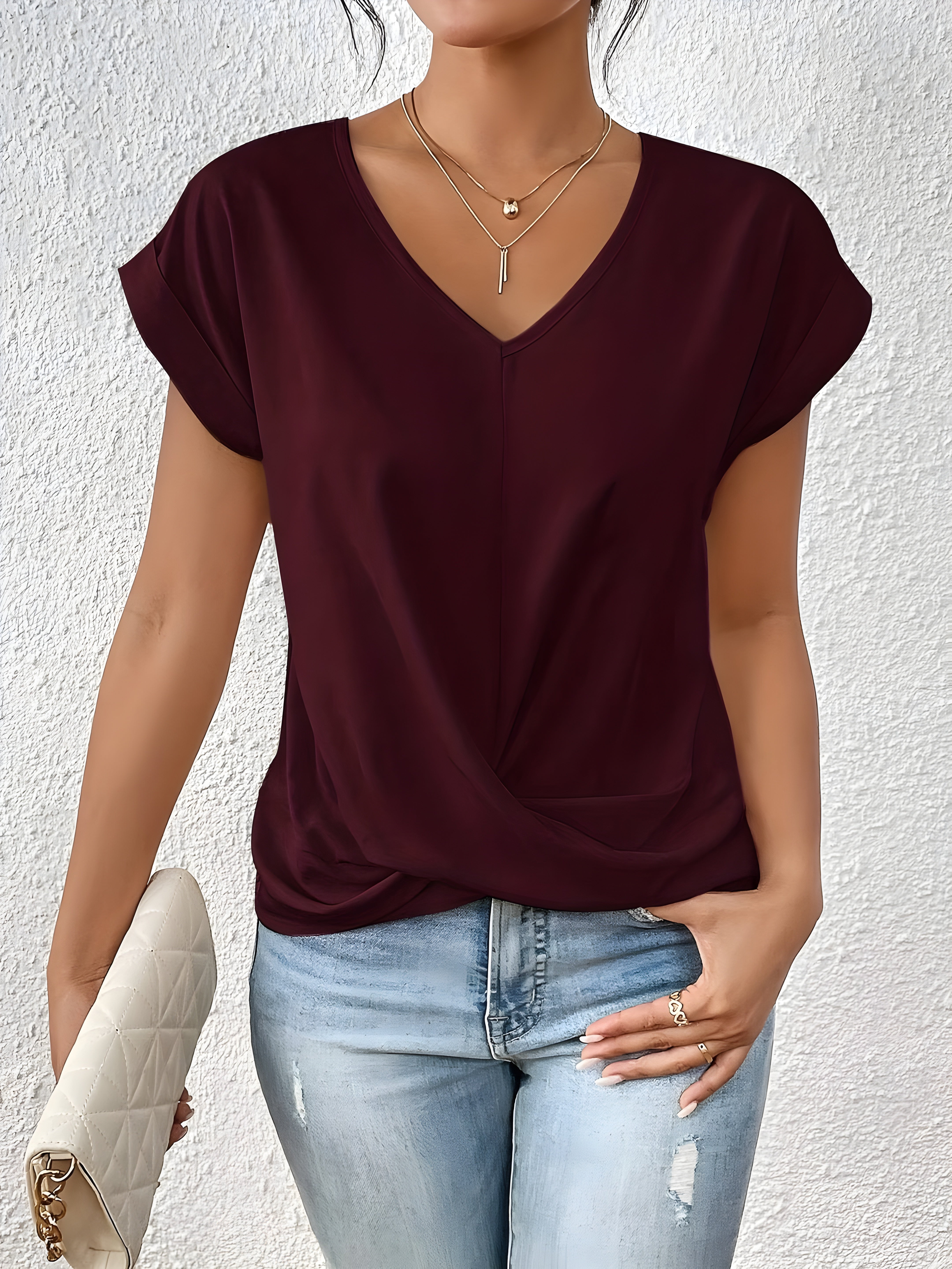 Maia – Twist Front V-Neck Top