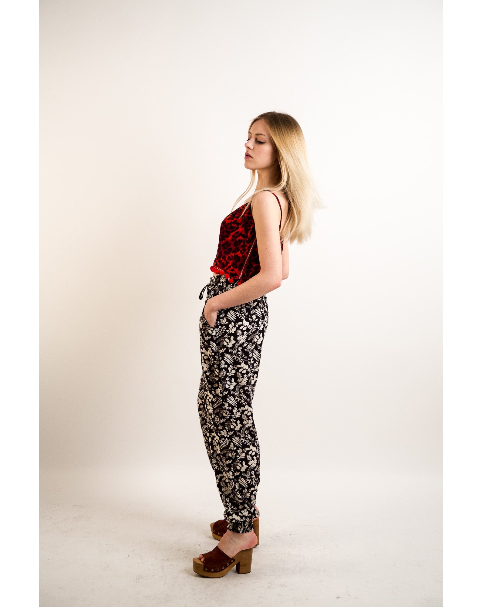 Olivia Row™ | Leaves print elasticated waist Cotton Trousers (BLACK)