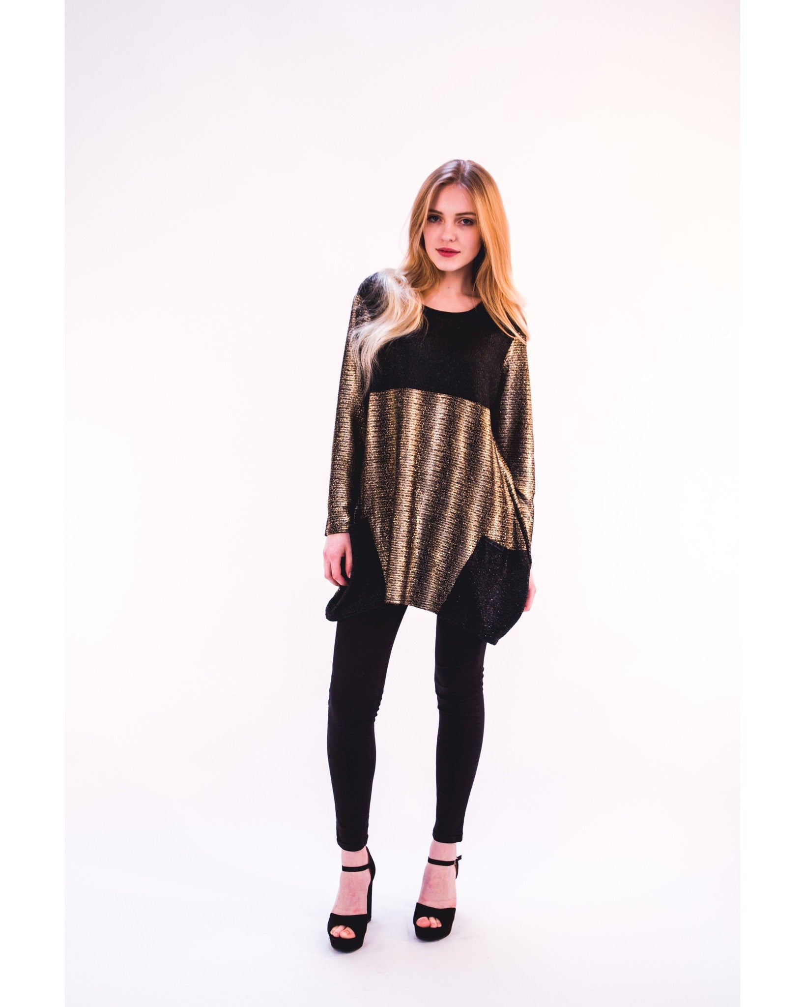 Olivia Row™ | Gold color print oversize top