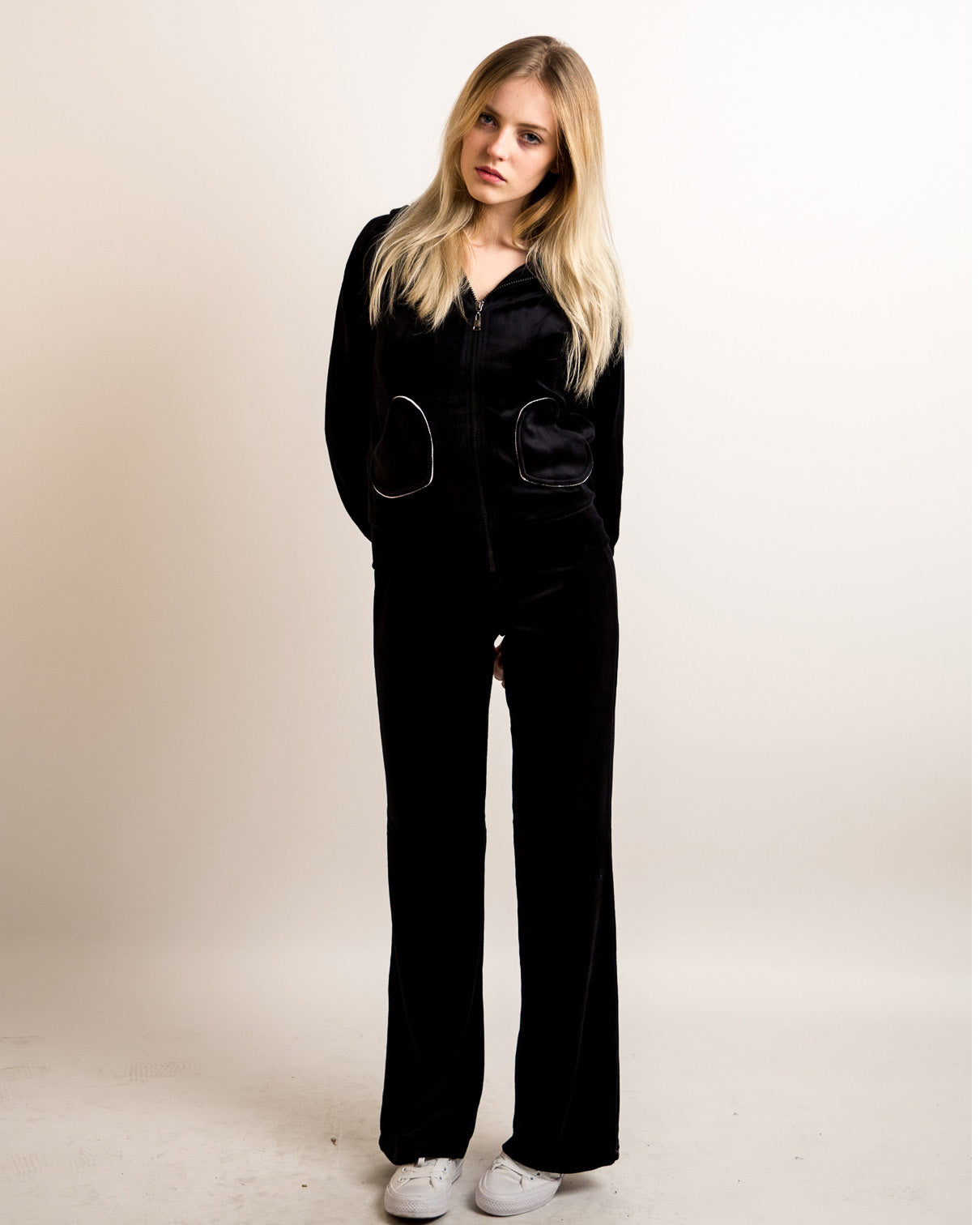 Olivia Row™ | Bunnies Ears Velour Tracksuits (Black)