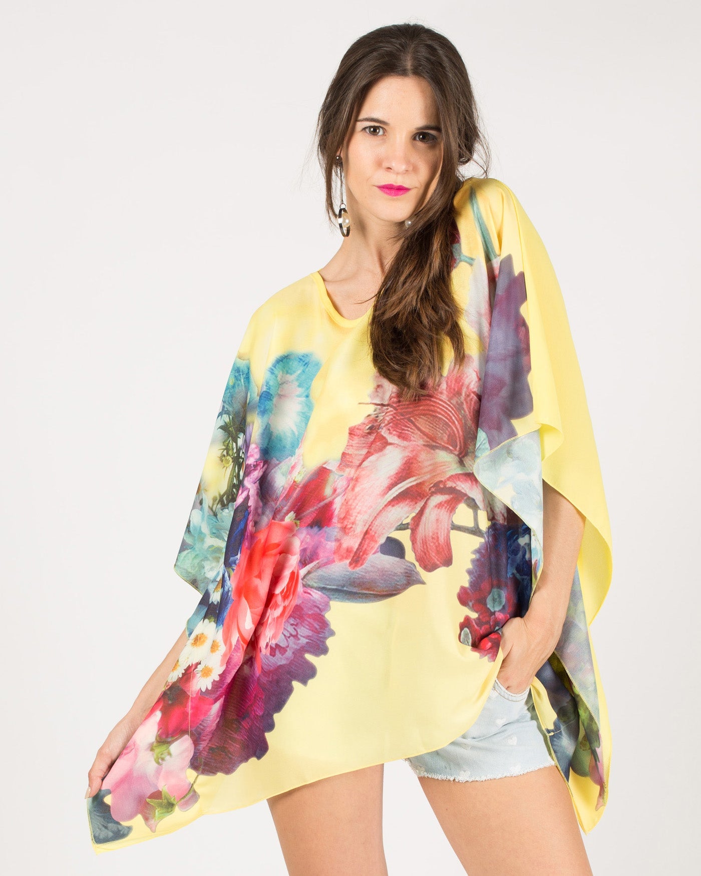 Olivia Row™ | Multi floral print oversized kimono top (Black)
