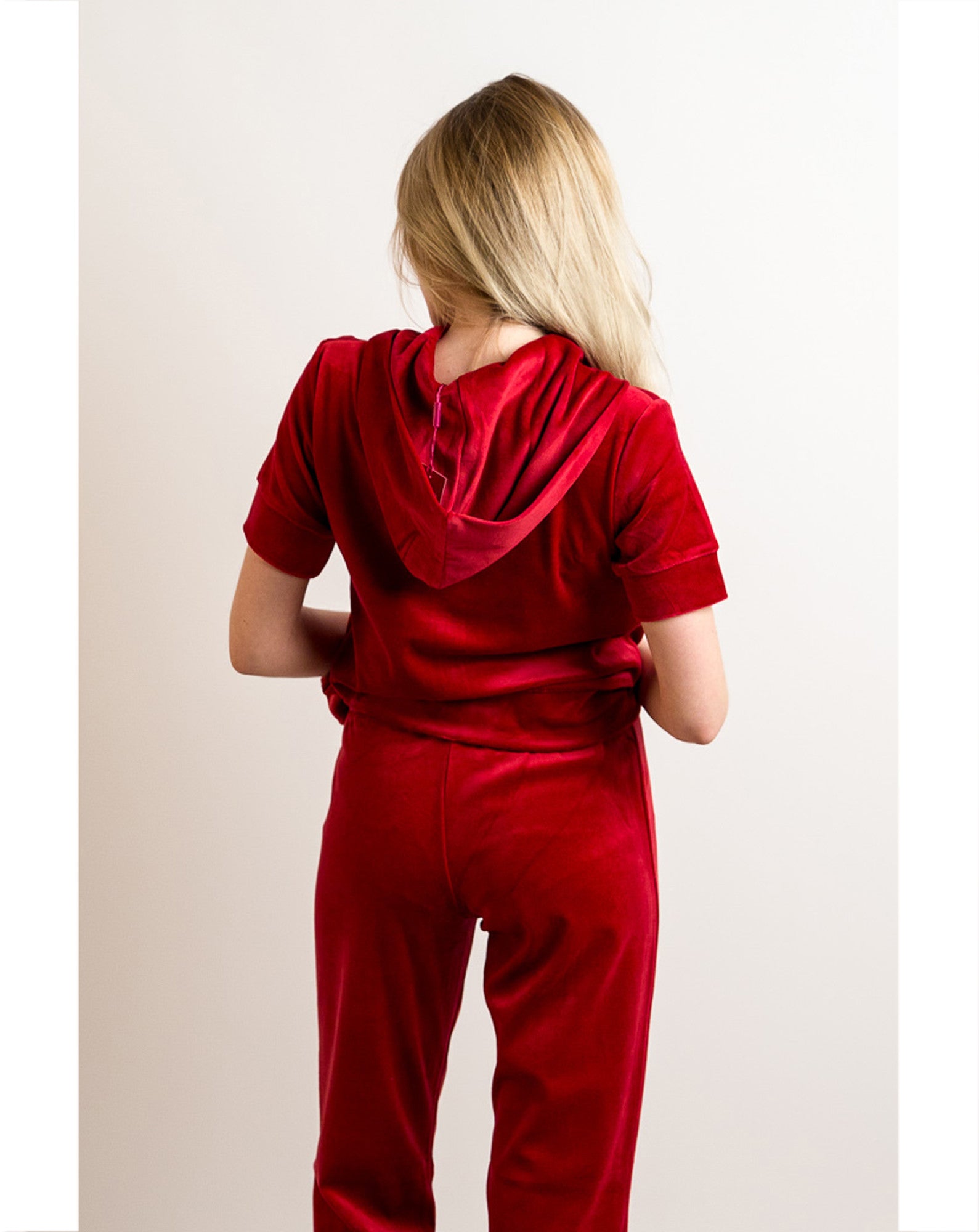 Olivia Row™ | Velour Tracksuits with short sleeves (RED)