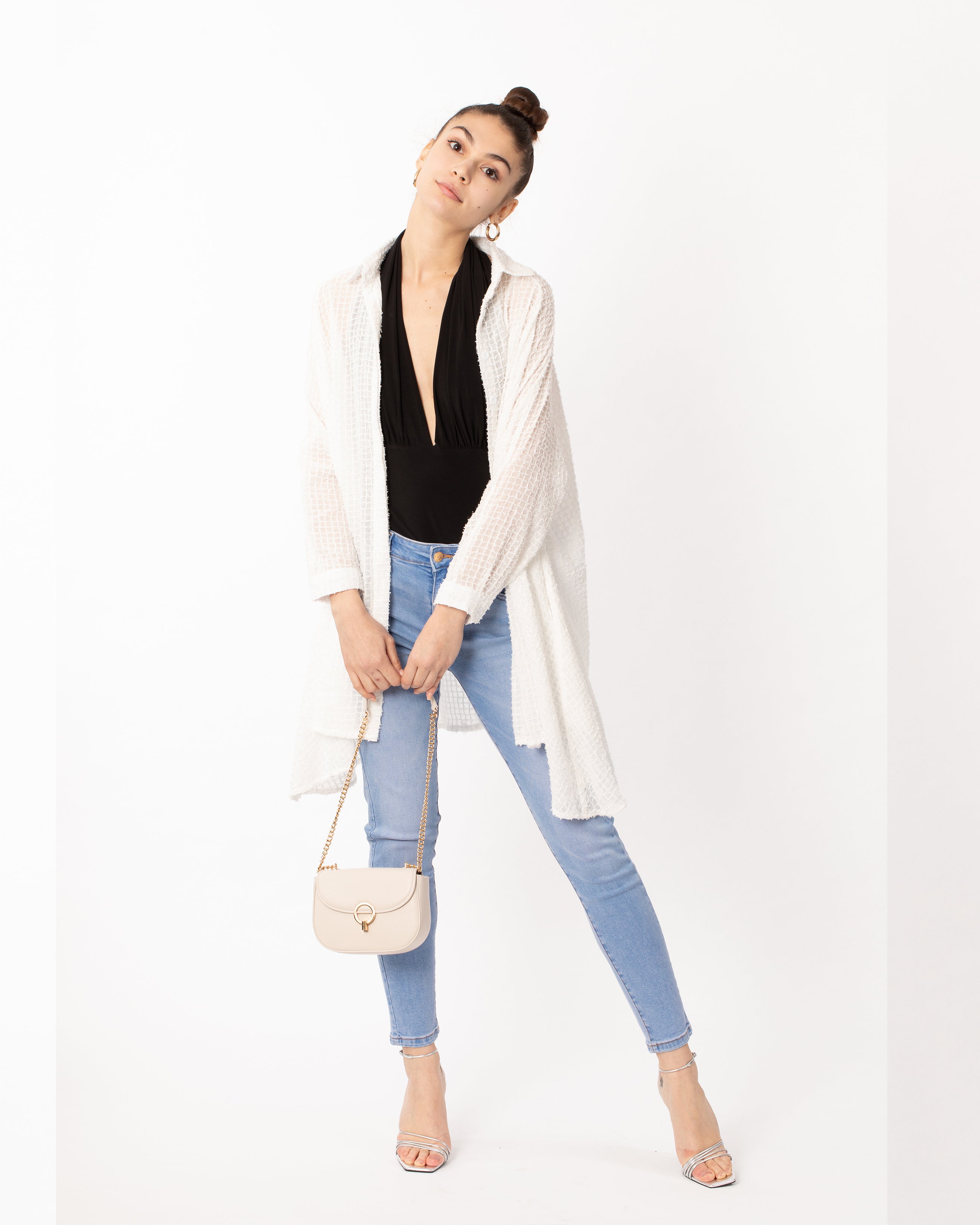 Olivia Row™ | Oversized shirt dress in white with chiffon ruffle stripe design