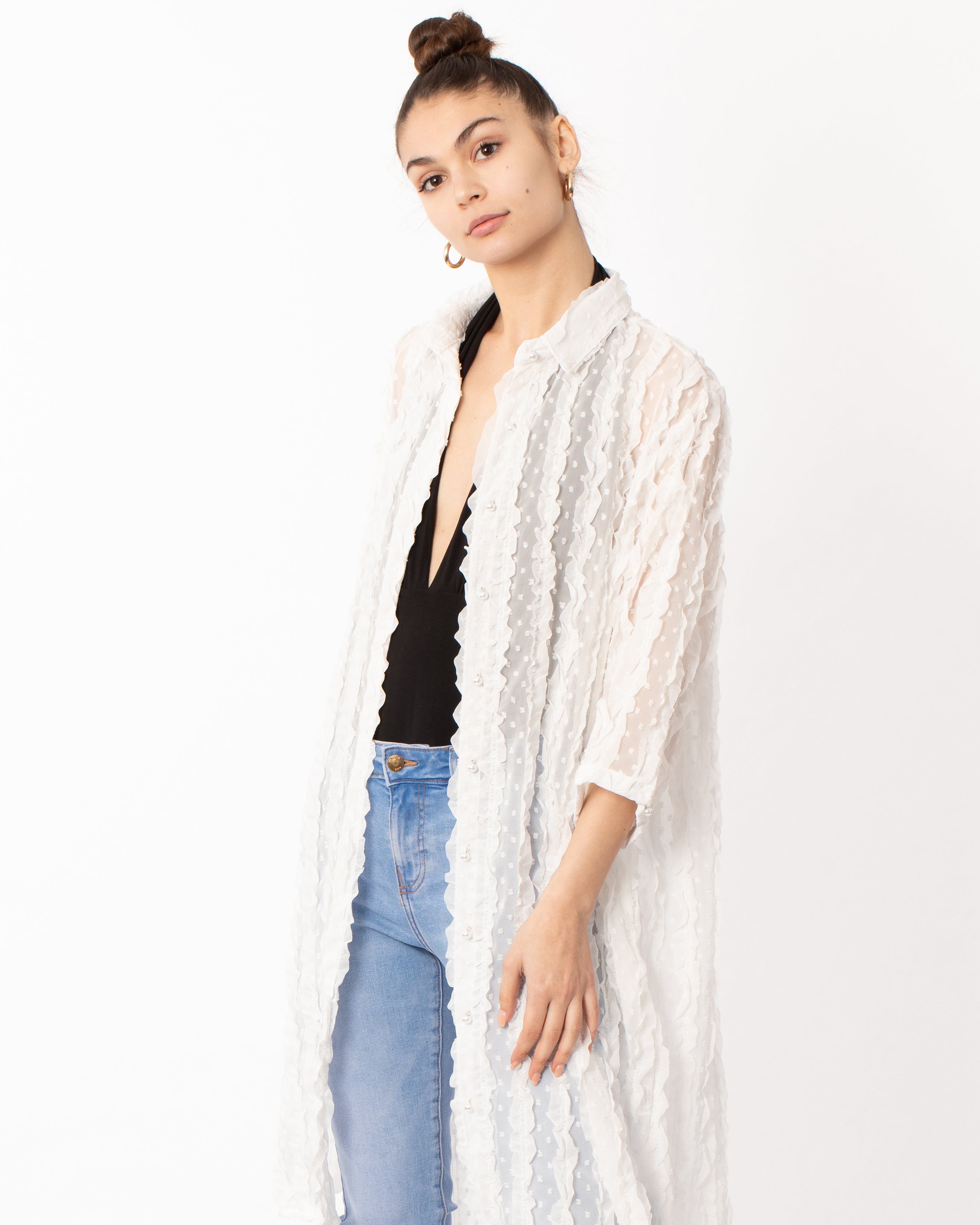Olivia Row™ | Oversized shirt dress in white with chiffon ruffle stripe design