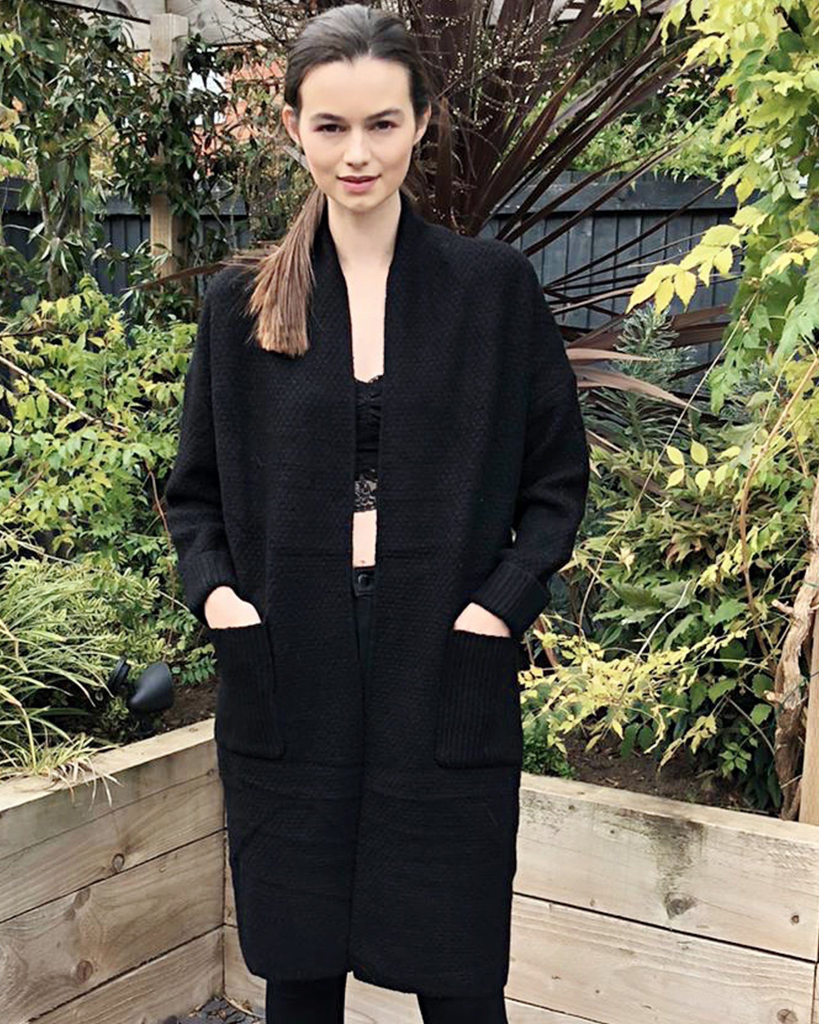 Olivia Row™ | Oversized Boxy rib knit long cardigan with front pocket in black