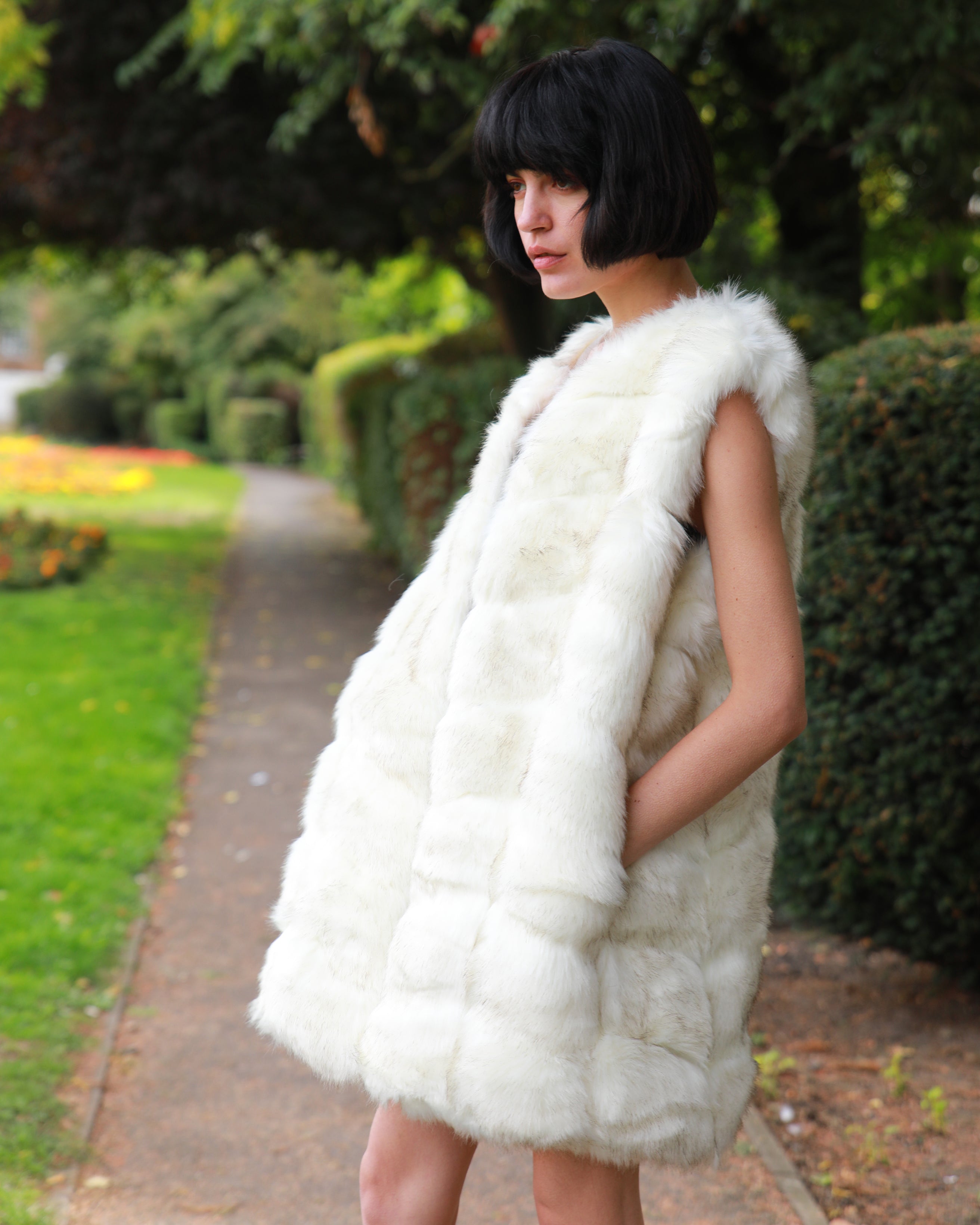 Olivia Row™ | Plus Size Faux Fur Gilet