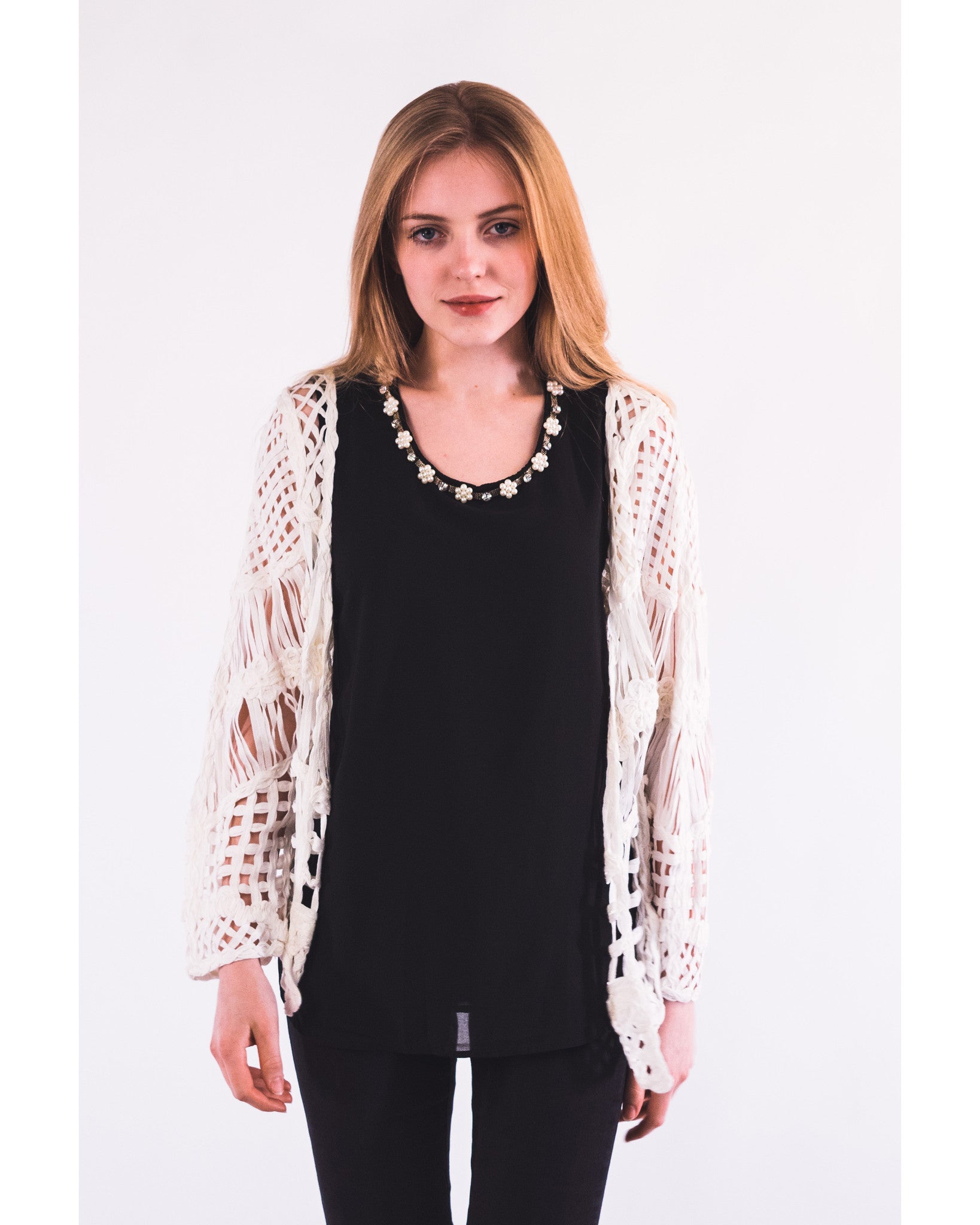 Olivia Row™ | White Floral Crochet Cardigan