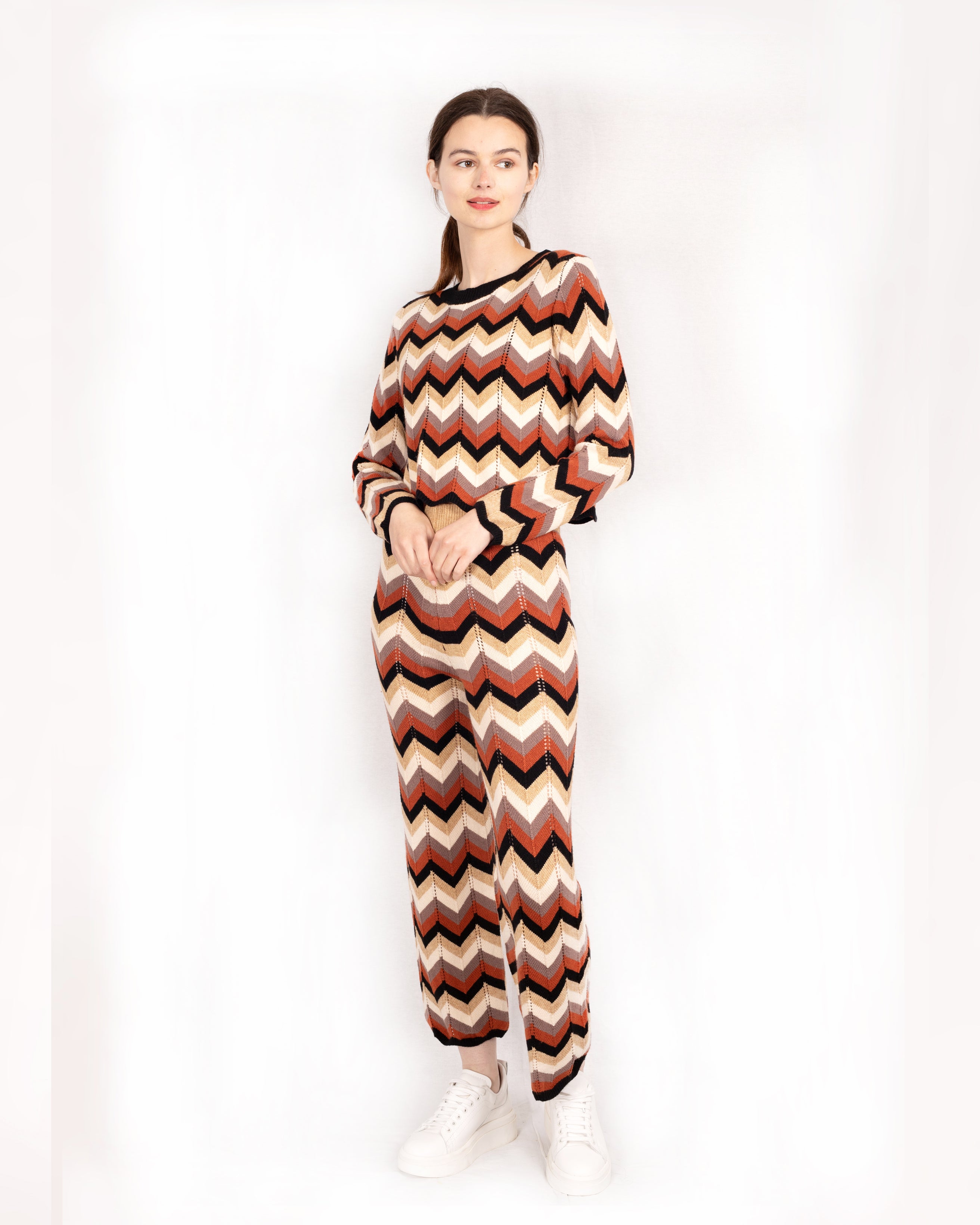 Olivia Row™ | Zig Zag Print crop top and trousers tracksuits